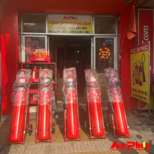 bình chữa cháy có bánh xe