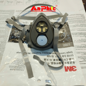 mặt nạ phòng độc 3M 3200